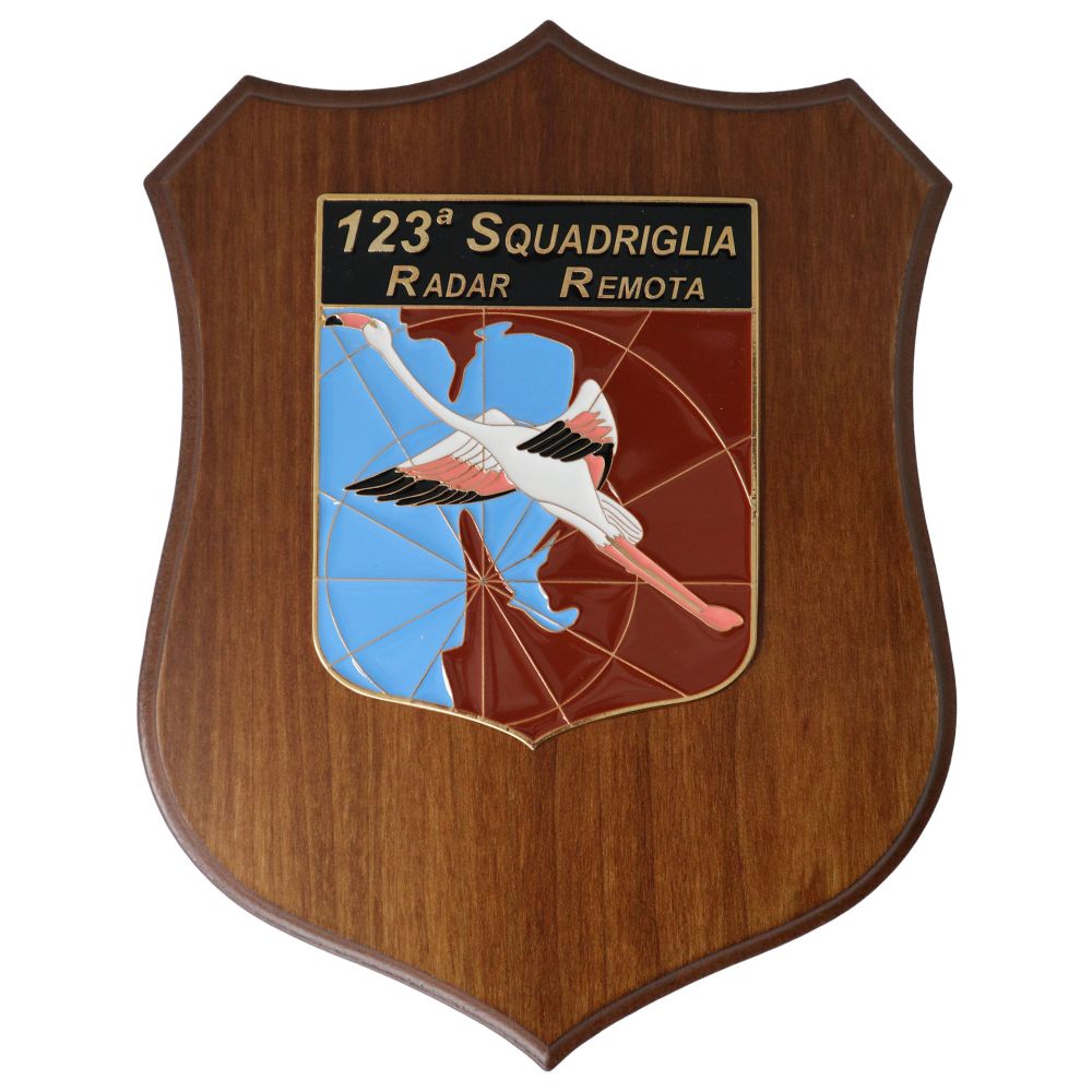 CREST IN METALLO SMALTATO BASE LEGNO 22,5X17,5CM 123 SQUADRIGLIA RADAR REMOTA AERONAUTICA MILITARE
