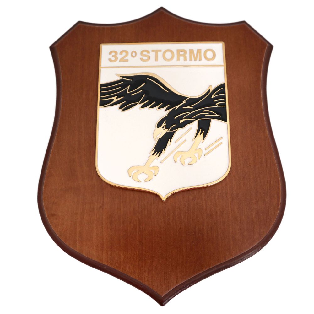 CREST IN METALLO SMALTATO BASE LEGNO 22,5X17,5CM 32 STORMO AERONAUTICA MILITARE