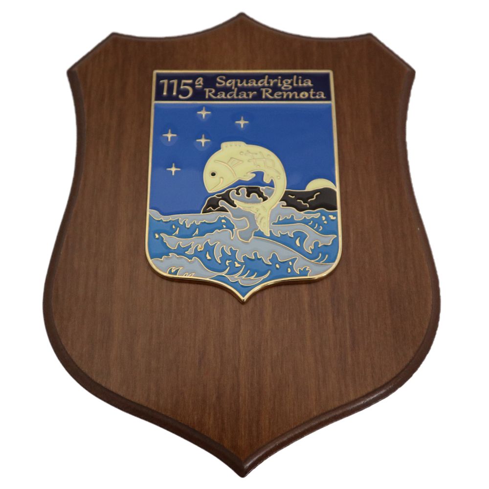 CREST IN METALLO SMALTATO BASE LEGNO 22,5X17,5CM 115 SQUADRIGLIA RADAR REMOTA AERONAUTICA MILITARE