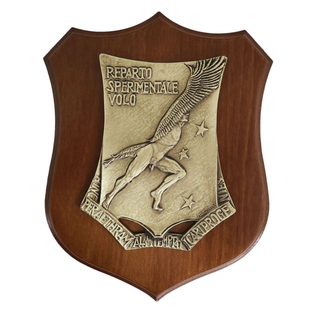 CREST IN METALLO SMALTATO BASE LEGNO 22,5X17,5CM REPARTO SPERIMENTALE VOLO AERONAUTICA MILITARE