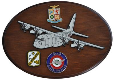 CREST IN METALLO SMALTATO A.M. AEREI C-130J HERCULES II