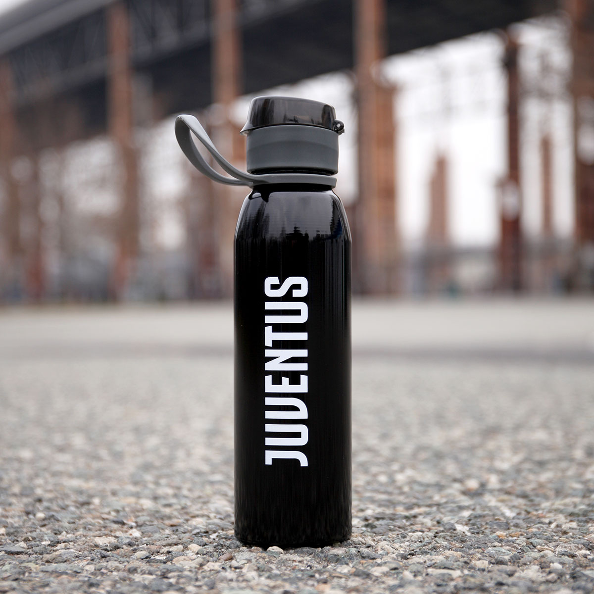 Idee regalo Juventus: gadget ufficiali per tifosi e bambini